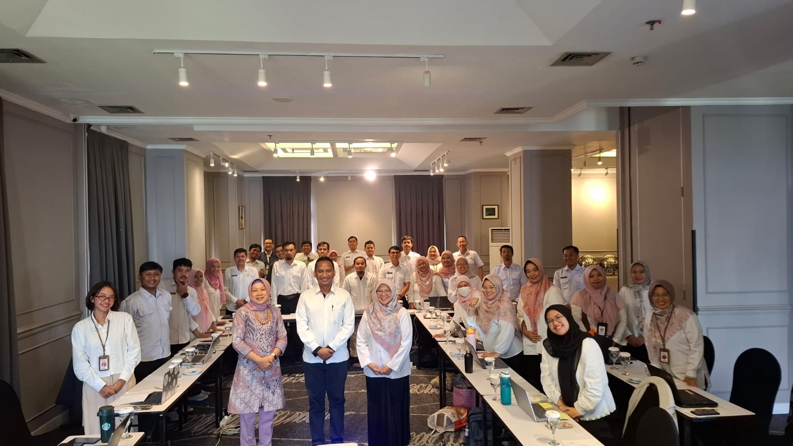 KemenPPPA dan Save the Children Perkuat Peran Wali Asuh dan Wali Asrama di Sekolah Rakyat dalam Pengasuhan Anak di Era Digital